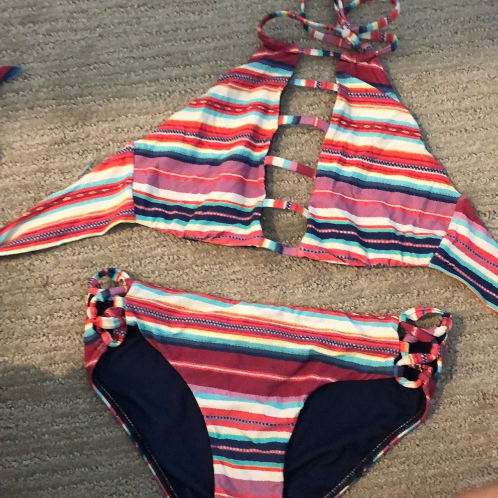 Billabong bathing suit